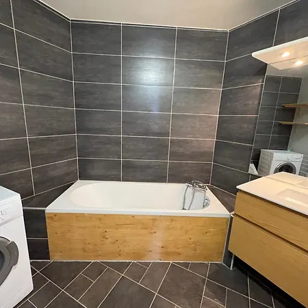 Duplex Pour 6 Personnes Avec Cheminee Et Balcon Expose Sud A Avoriaz - Fr-1-314-199 *